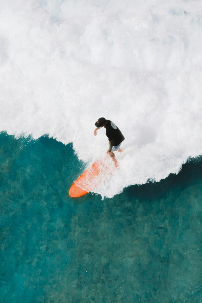 Wellenreiten & Windsurfen in Kroatien – Abstände zur Küste und Reichweiten